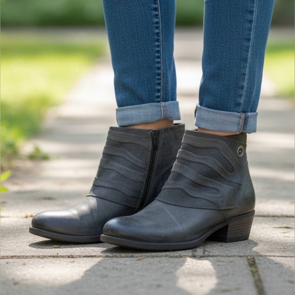 Miz Mooz Women's Benny Slate Leather Ankle Boot Size 38 / 7.5 US